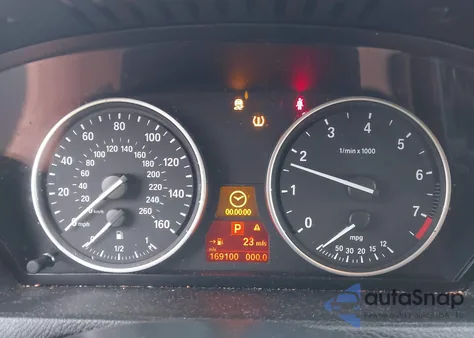 2013 BMW X5 xDrive35I/xDrive35I Premium/xDrive35I Sport Activity z USA, uszkodzony, nr VIN 5UXZV4C57D0B17380